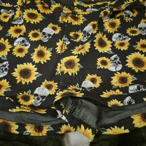 Hot Topic Black Shorts with Sunflower and Skull Design